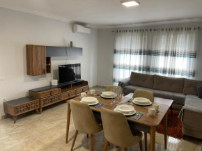 Roes Apartments